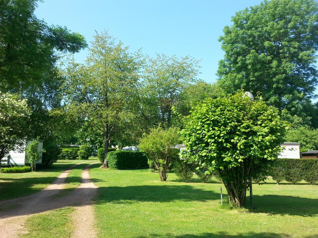 Camping Le Picardy Pinchefalise Bagian luar foto